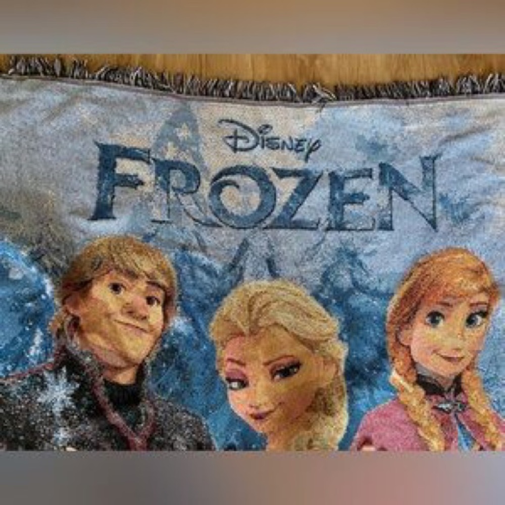 Disney Frozen Multicolor Character Throw Blanket - Blue, White, Black, Pink - Picture 4 of 4